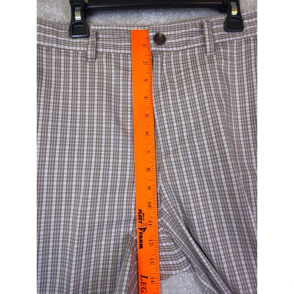 Adidas Golf Shorts Mens 30x8 Tan Plaid Performance Flat Front P16901